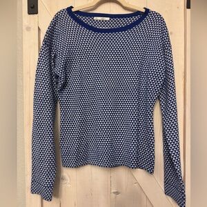 Griffin sweater Blue and White Patterned Women's Top